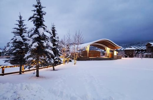 REC_REC_Stage_Snow_1